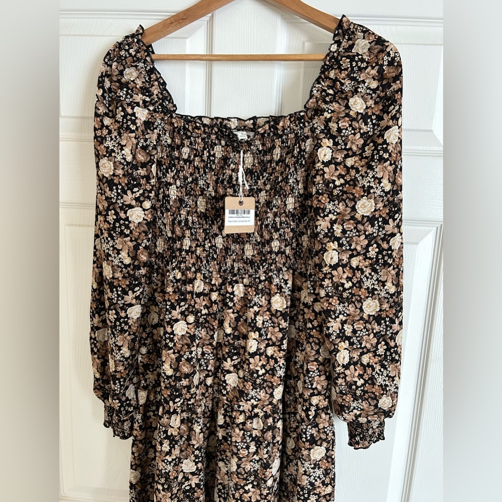 NWT Morning Lavender floral dress size Small (fits medium)